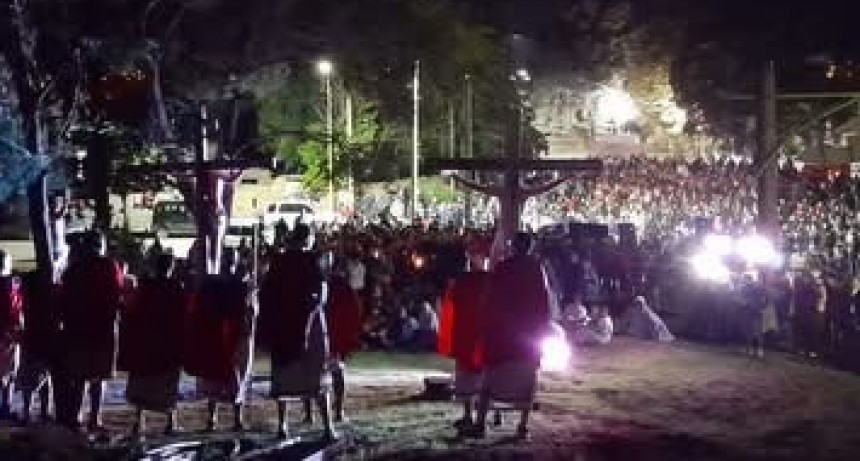 Gran demostraci&oacute;n de fe en el tradicional V&iacute;a Crucis Viviente de Punta Alta
