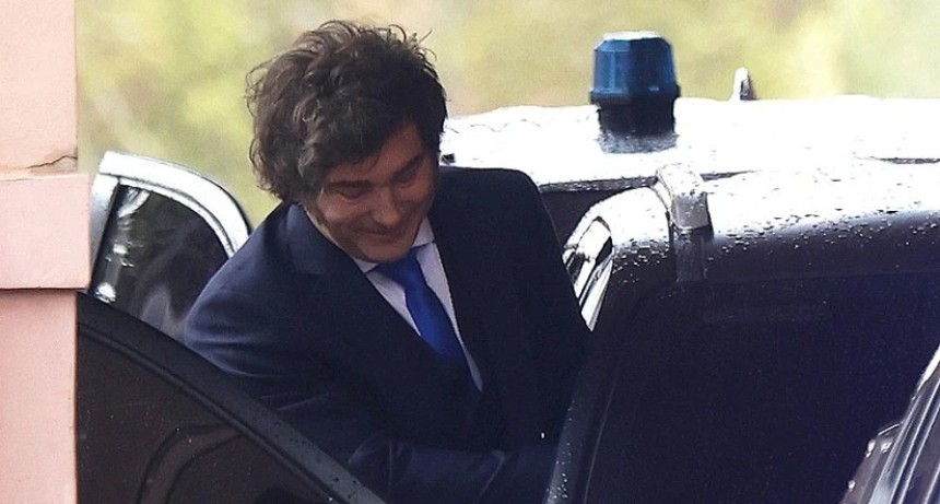 Alarma total en la Casa Rosada: Milei cae debajo del 30% en las encuestas y crece Patricia