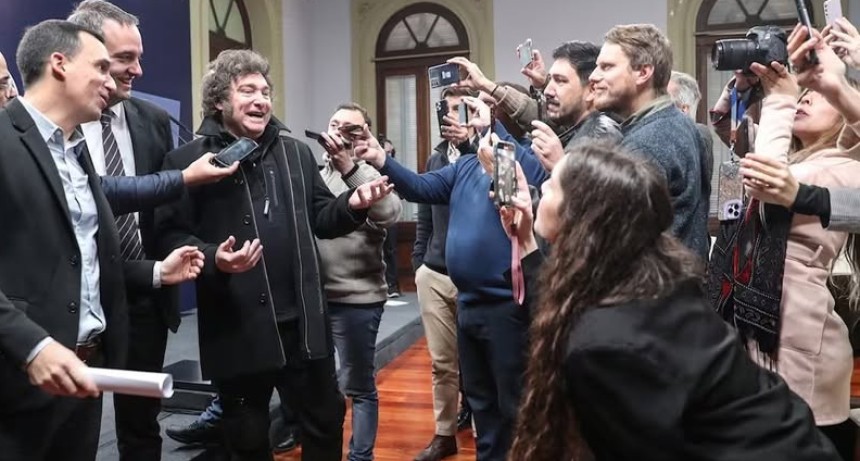 Cierre total a la prensa en la Casa Rosada: el Gobierno endurece su postura tras denuncia por espionaje