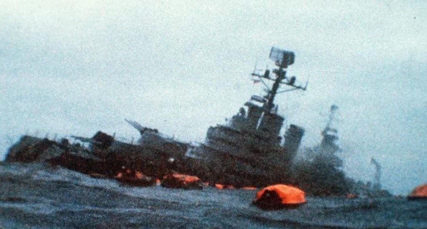 Hundimiento del Crucero ARA General Belgrano �41 A&ntilde;os�