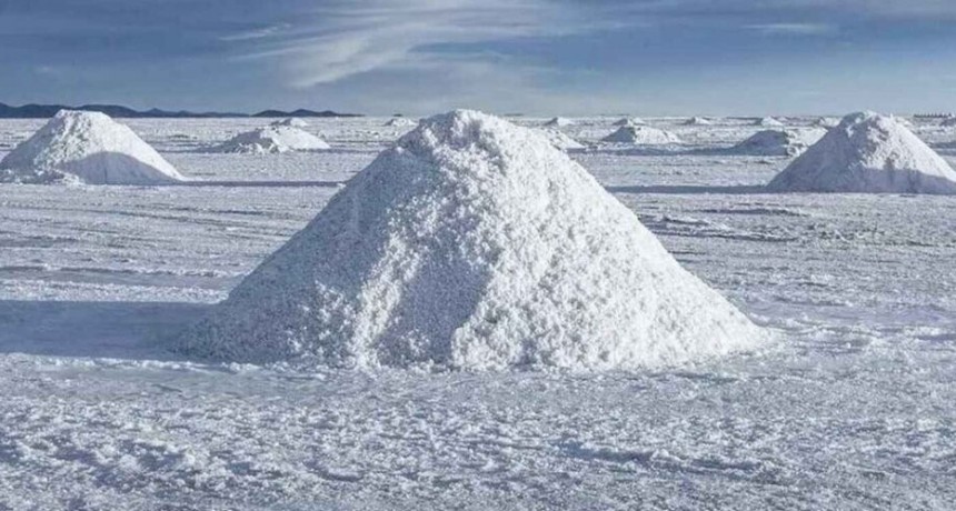 Litio: buscan declararlo como un recurso estrat&eacute;gico para &ldquo;recuperar soberan&iacute;a&rdquo;