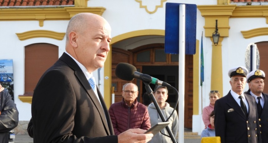 FESTEJOS OFICIALES POR EL DIA PATRIO