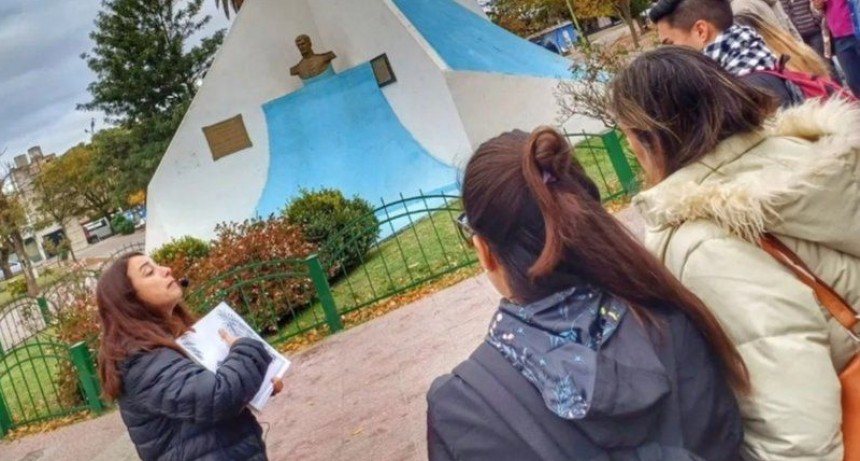 Circuito guiado del Archivo tuvo su primer Recorrida