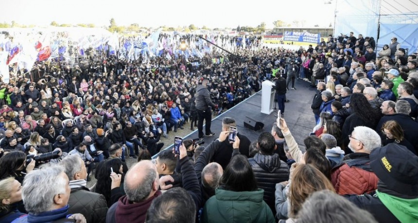 Kicillof: &ldquo;El &uacute;nico pacto que tiene la provincia de Buenos Aires es con su pueblo&rdquo;