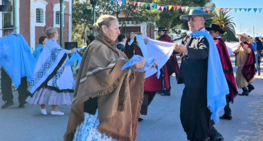 &iexcl;25 de Mayo Patrio en Solier!