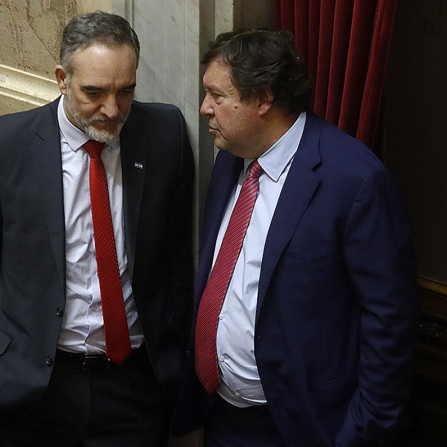 El Gobierno le prometi&oacute; obra de gas a R&iacute;o Negro a cambio de la ley de bases