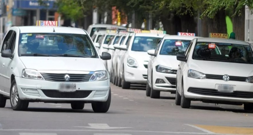 Aprobaron el aumento del 30 % en la tarifa de taxis en Bah&iacute;a Blanca