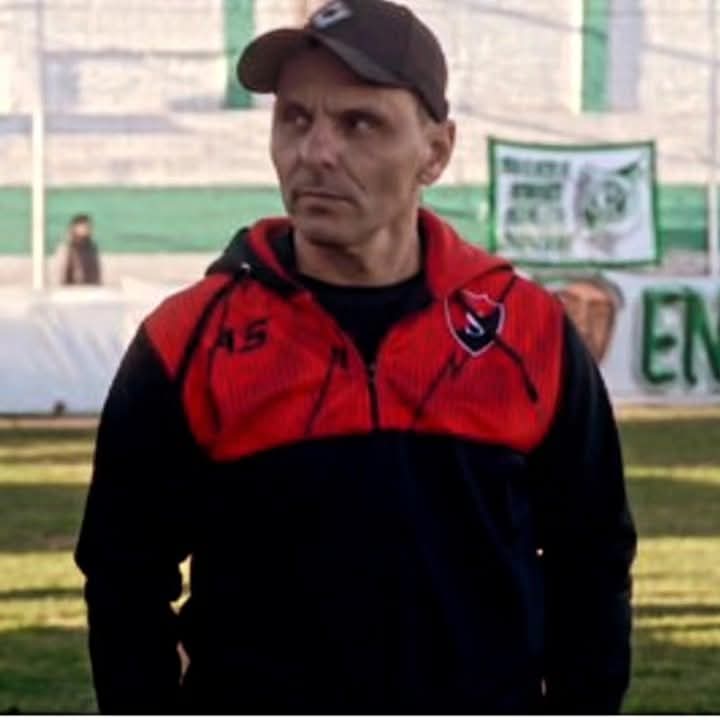 Sporting empato y se quedo sin tecnico