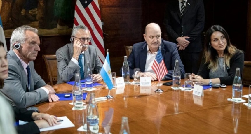 Lugones y Robert Kennedy Jr. acuerdan medidas pol&eacute;micas para el sistema de salud, la Iosfa en medio del caos.