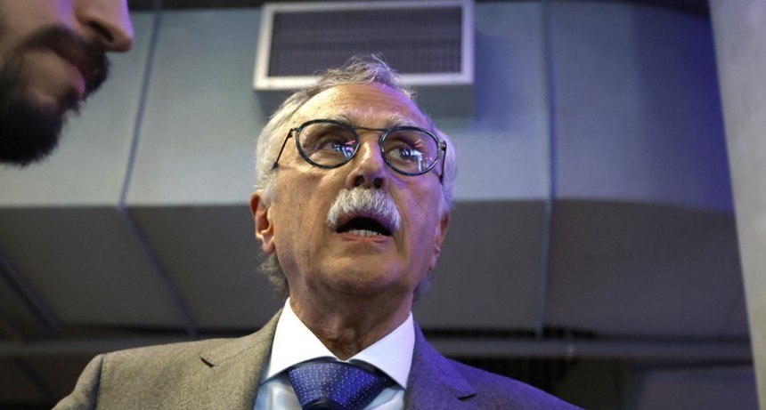  Esc&aacute;ndalo en el Pami: Un intendente radical denunci&oacute; un negociado con cl&iacute;nicas privadas que afecta a 10 mil jubilados