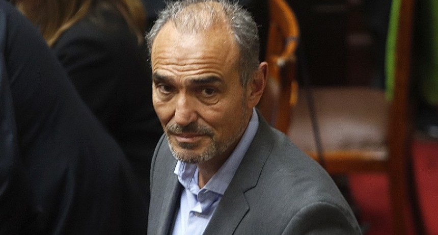 Un ex director de Anses denunci&oacute; que los libertarios le pidieron el 10% del sueldo y una caja de champa&ntilde;a