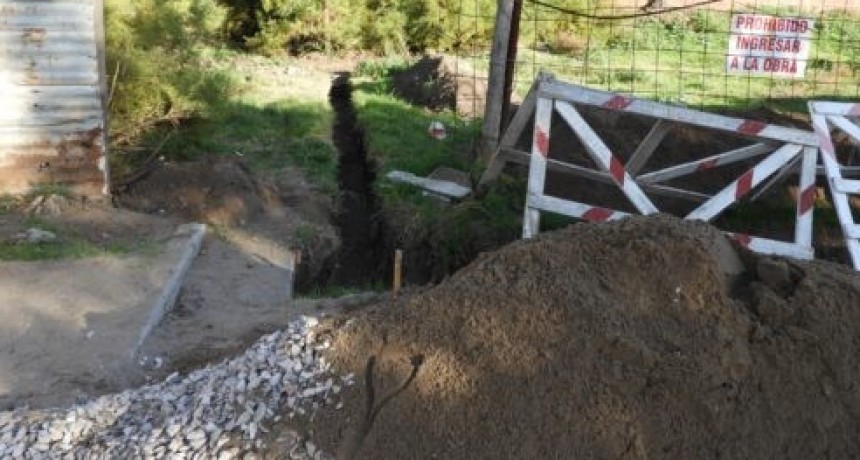 El Municipio inici&oacute; una obra de construcci&oacute;n de desag&uuml;es pluviales en calle Remedios de Escalada 