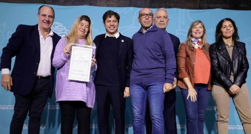 La Provincia entreg&oacute; 172 t&iacute;tulos de propiedad gratuitos en Brandsen