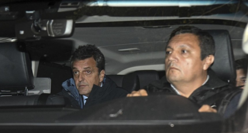 Massa-Rossi es la f&oacute;rmula de unidad del peronismo, se bajaron Scioli y Wado