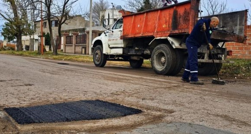 Inicio del &iexcl;Plan de Bacheo para 100 Cuadras! en la Ciudad