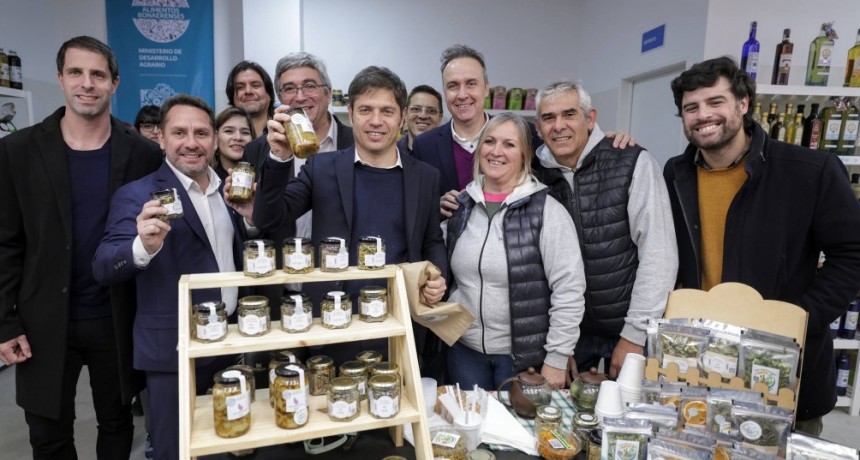 Kicillof inaugur&oacute; un Mercado Bonaerense Fijo en Ituzaing&oacute;