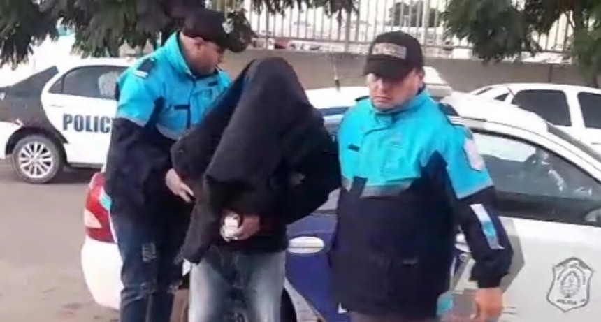 Bah&iacute;a Blanca, macabro: detienen a un abuelo acusado de abusar de su nieta