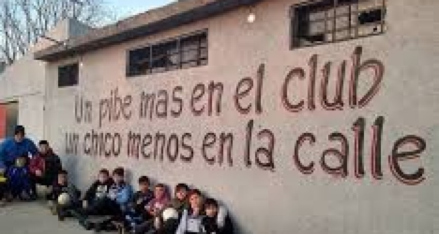 Nuevos requisitos para que los clubes de barrio conserven subsidios en luz y gas