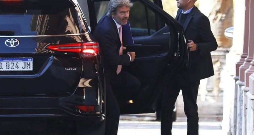 ESCANDALO:Milei elimina controles en la designaci&oacute;n de jueces de la Corte en medio del caso Adorni