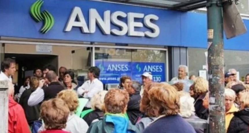 Aumento y bono para jubilados agosto 2023: de cu&aacute;nto es y c&oacute;mo saber si lo cobro