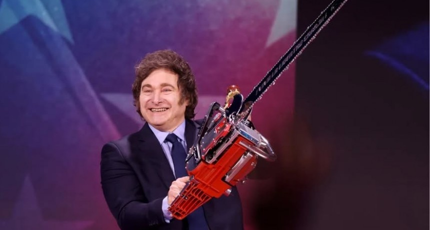 Oficializan disoluci&oacute;n y transformaci&oacute;n de 21 organismos p&uacute;blicos para "reducir el d&eacute;ficit"