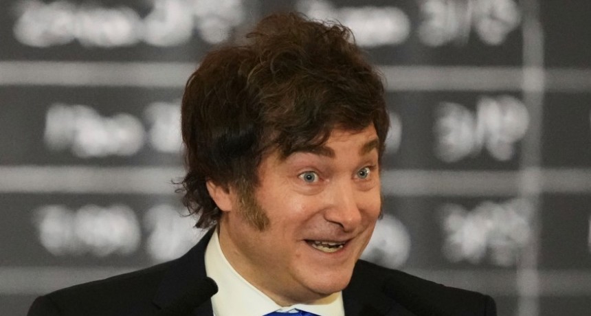 Una jueza suspendi&oacute; el decreto de Milei que disuelve Vialidad