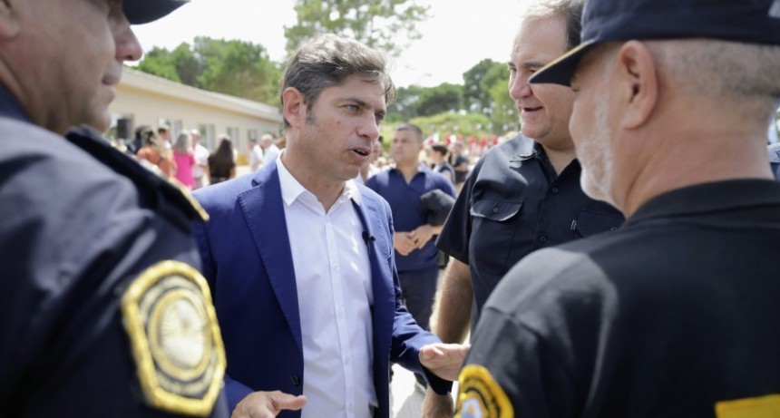 La justicia ech&oacute; a 24 oficiales de La Bonaerense por militar para Bondarenko, el candidato de Milei en el sur del conurbano