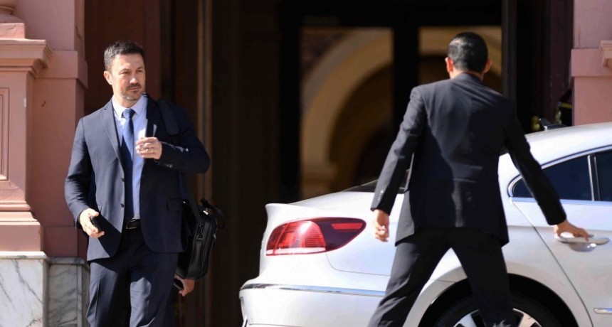 Preocupaci&oacute;n en la Armada porque Petri quiere cerrar el Hospital Naval