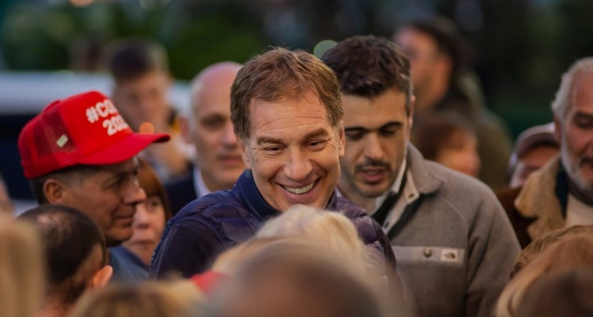 Santilli y Grindetti pelean voto a voto el conurbano en el final de la campa&ntilde;a