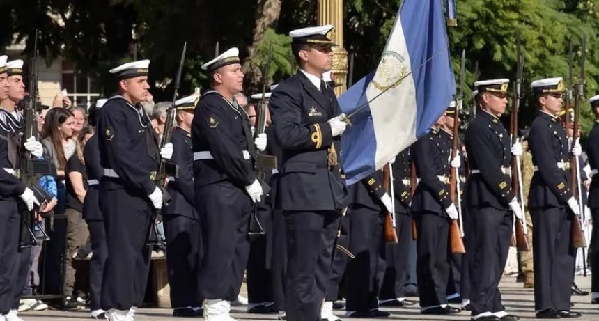 Aprueban aumento escalonado del 7,5% en los salarios de las Fuerzas Armadas