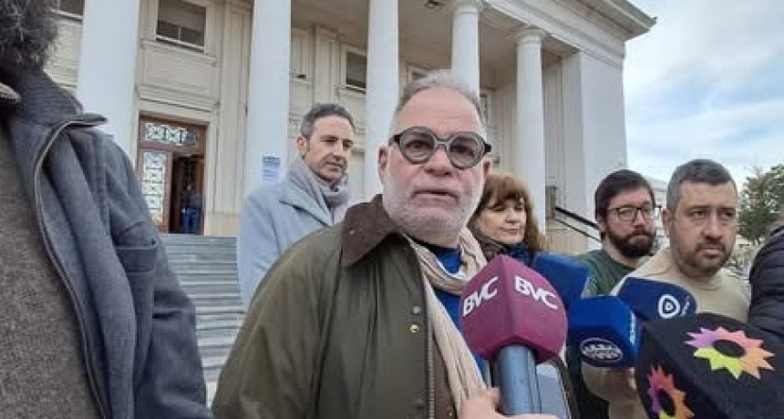 Bah&iacute;a Blanca: contin&uacute;a el paro universitario docente y no docente