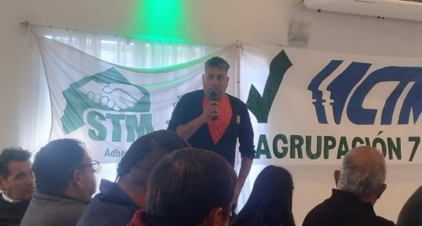 Acuerdo entre ejecutivo municipal y trabajadores por aumento del 5% salarial
