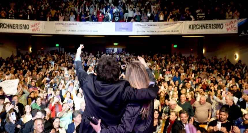 Milei: "est&aacute;n molestos porque les estamos afanando los choreos"