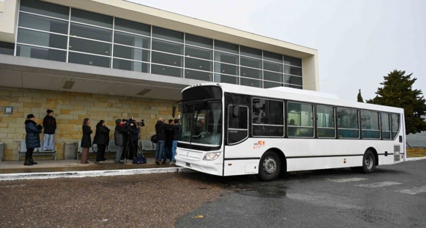 Desde el lunes la l&iacute;nea 520 tendr&aacute; un servicio de colectivo hacia y desde el aeropuerto