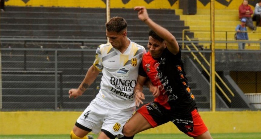 Sporting trajo un punto del Roberto Carminatti y comparte la punta