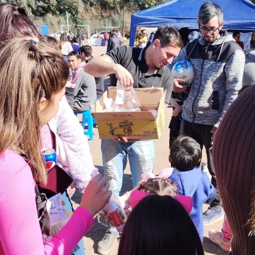 "El Movimiento Evita: Forjando un Futuro Prometedor para Nuestra Ciudad"