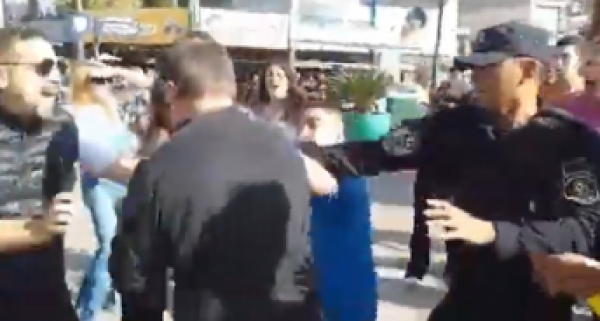 Se tensa la campa&ntilde;a: Echan a militantes de Milei en Ituzaing&oacute;, Jujuy y la UBA