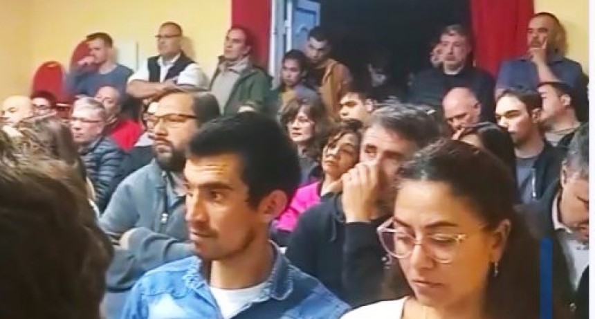 Presentacion de herramientas productivas y de financiamiento destinadas a industriales y comerciantes PyME