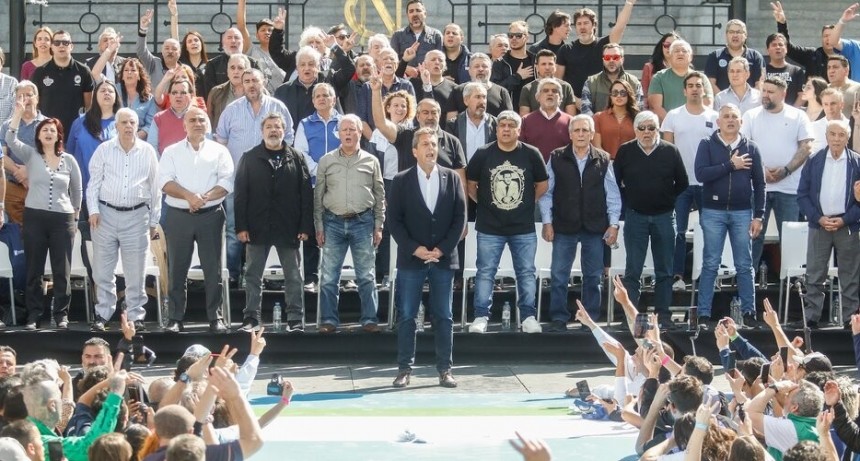 Sergio Massa: "Nuestra patria necesita un gobierno de unidad nacional" 