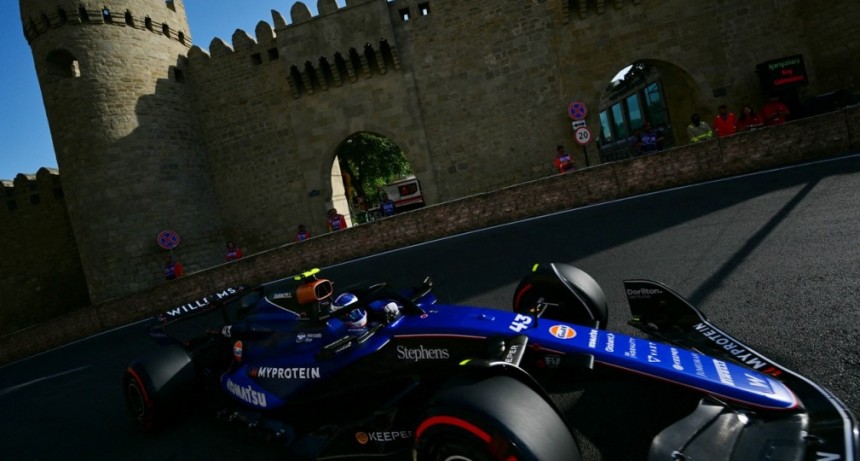 Colapinto hizo historia en Bak&uacute; y se meti&oacute; en los puntos ag&oacute;nicamente