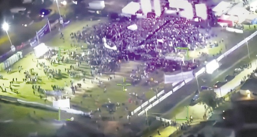 Fiasco de Milei en Moreno, ni con los acarreados lograron llenar la cancha