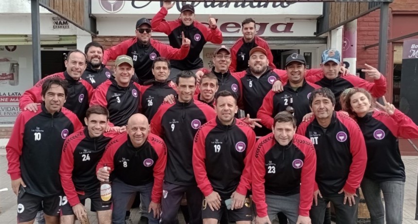 Torneo Senior de futbol Veteranos al Rojo vivo en la 9&ordf; fecha