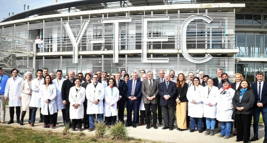 Kicillof recorri&oacute; la planta de bater&iacute;as de litio de Y-TEC