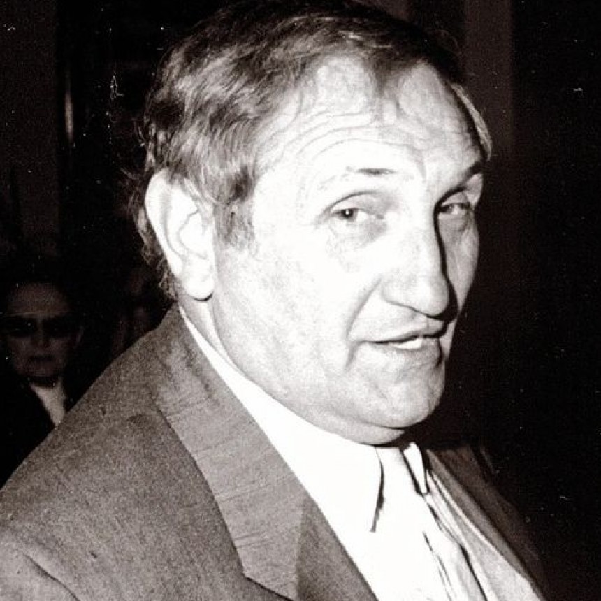 La comunidad despide al Escritor Jose Totoro