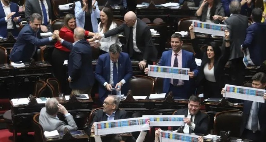 Diputados convirti&oacute; en ley la Boleta &Uacute;nica de Papel y habr&aacute; nuevo sistema para votar en 2025