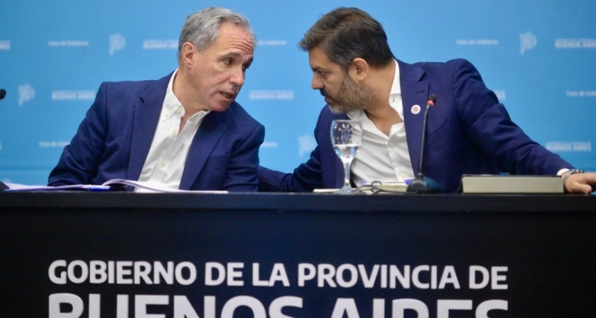 Kicillof repavimentar&aacute; 200 kil&oacute;metros de la Ruta 2 y ampliar&aacute; la autopista Buenos Aires-La Plata