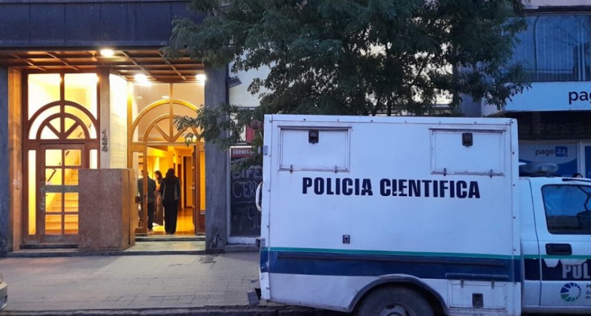 Encuentran muerto en su departamento a un jefe de Inteligencia de Prefectura