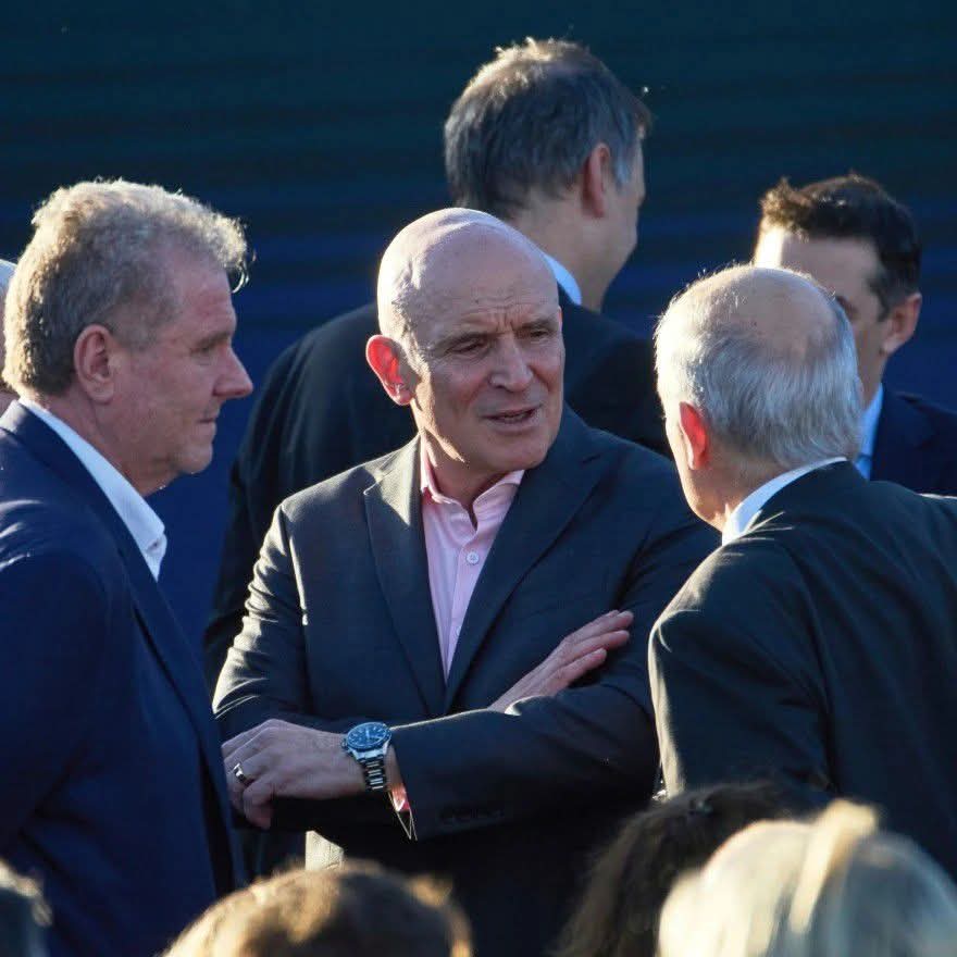 Presionado por las encuestas milei pidi&oacute; la renuncia de Espert