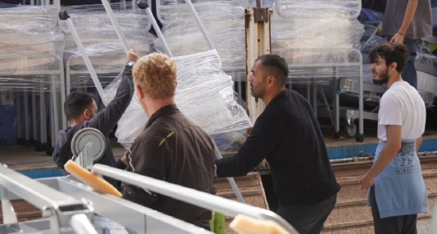 Provincia entreg&oacute; camas y cunas al Penna por $127 millones