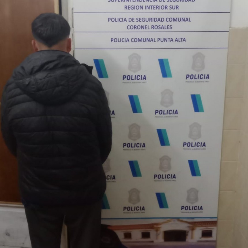 APREHENDIDO POR AGREDIR A SU PAREJA CON UN CUCHILLO